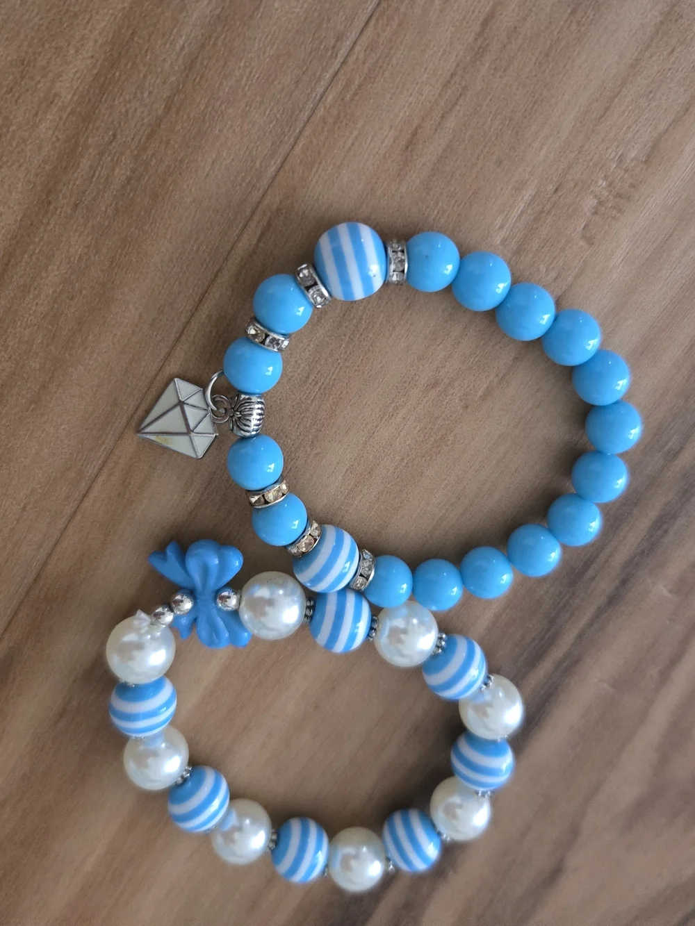4/$15 Girls Bracelet Set * Diamond And Bows * Stackable, Stretchy, Easy To Wear